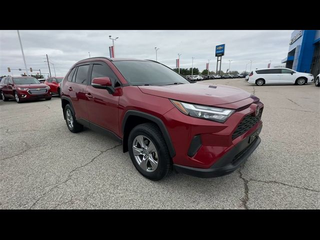 2022 Toyota RAV4 XLE