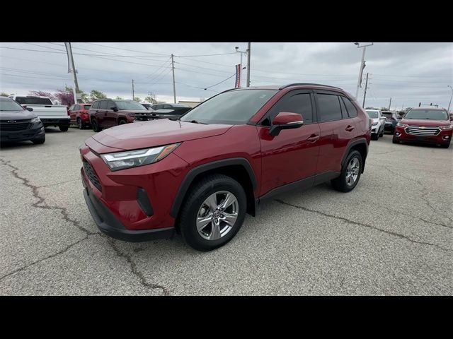 2022 Toyota RAV4 XLE