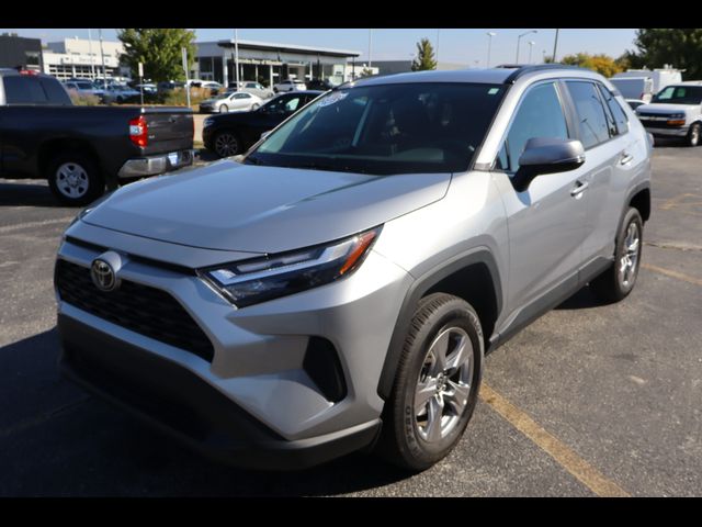 2022 Toyota RAV4 XLE