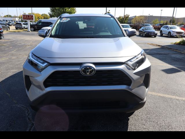 2022 Toyota RAV4 XLE