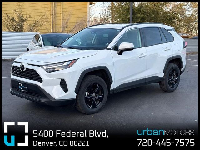 2022 Toyota RAV4 XLE