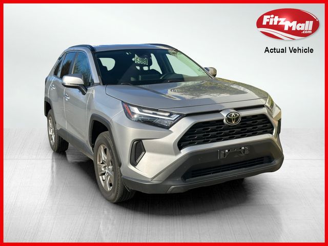 2022 Toyota RAV4 XLE