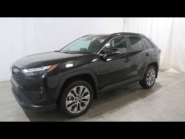 2022 Toyota RAV4 XLE Premium