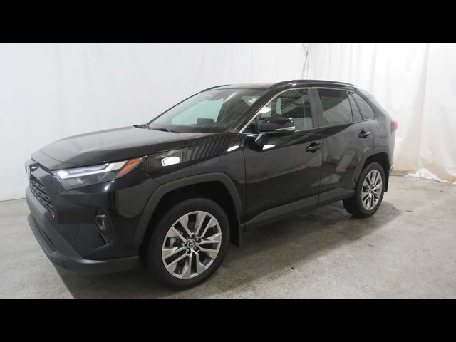 2022 Toyota RAV4 XLE Premium