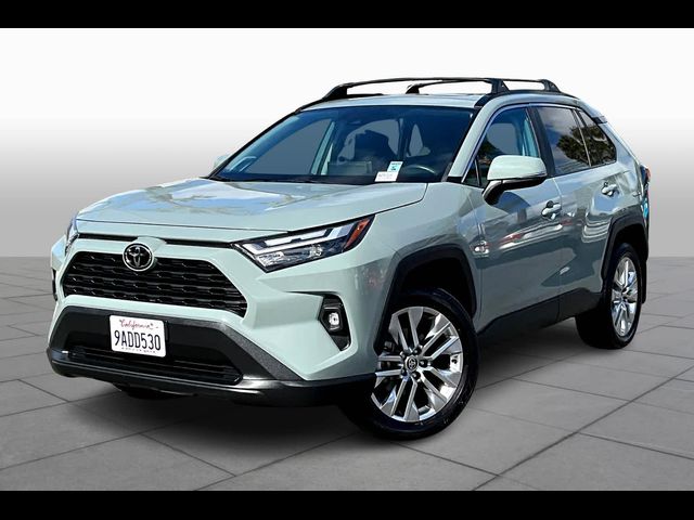 2022 Toyota RAV4 XLE Premium