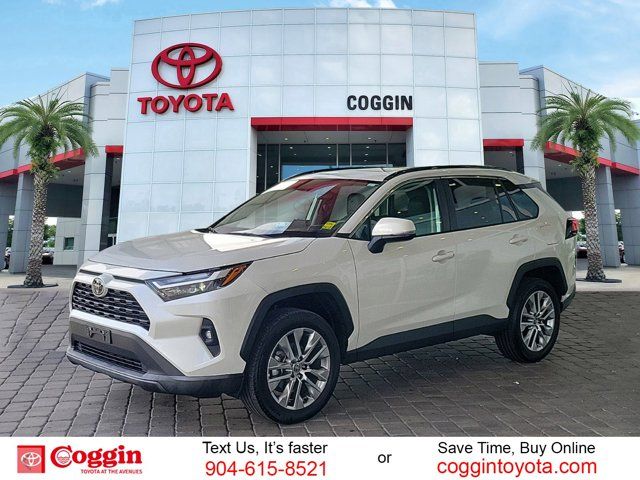 2022 Toyota RAV4 XLE Premium