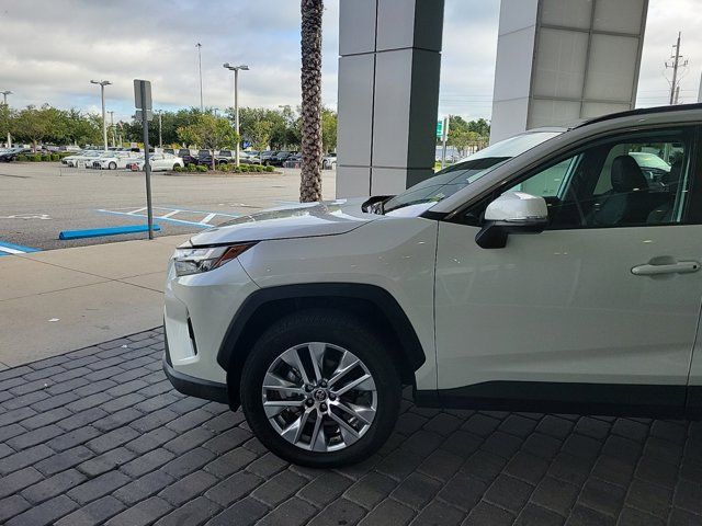 2022 Toyota RAV4 XLE Premium