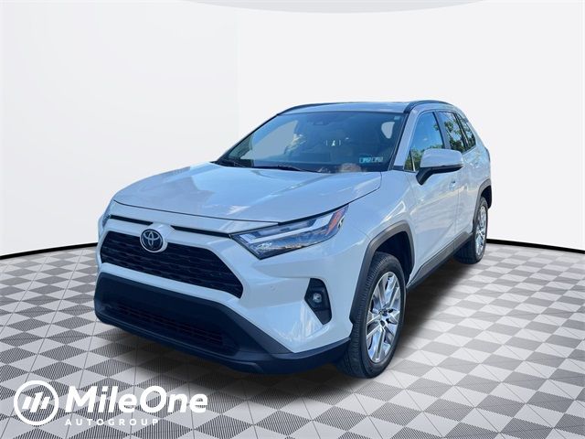 2022 Toyota RAV4 XLE Premium