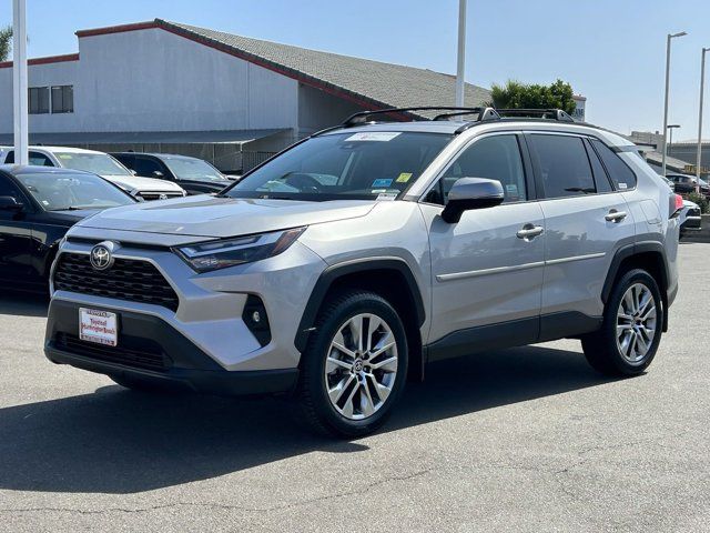 2022 Toyota RAV4 XLE Premium