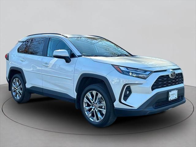 2022 Toyota RAV4 XLE Premium