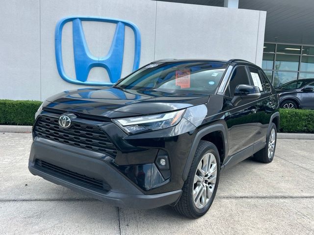 2022 Toyota RAV4 XLE Premium