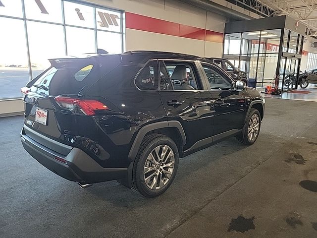 2022 Toyota RAV4 XLE Premium