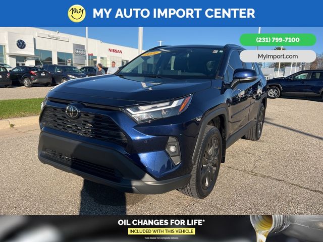 2022 Toyota RAV4 XLE Premium