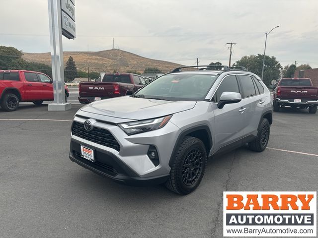 2022 Toyota RAV4 XLE Premium