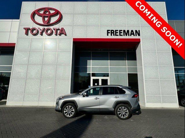 2022 Toyota RAV4 XLE Premium