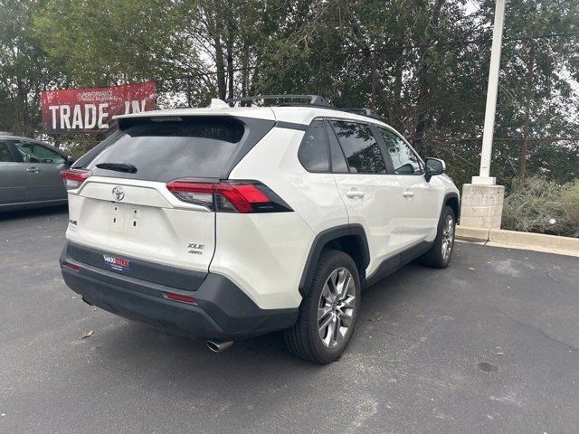 2022 Toyota RAV4 XLE Premium