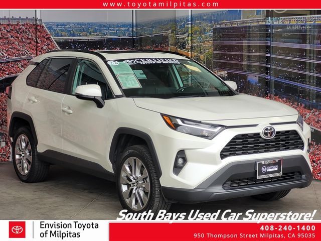 2022 Toyota RAV4 XLE Premium