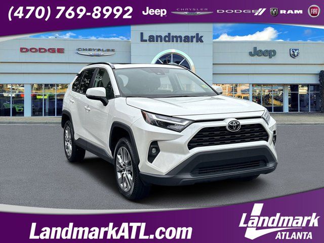 2022 Toyota RAV4 XLE Premium