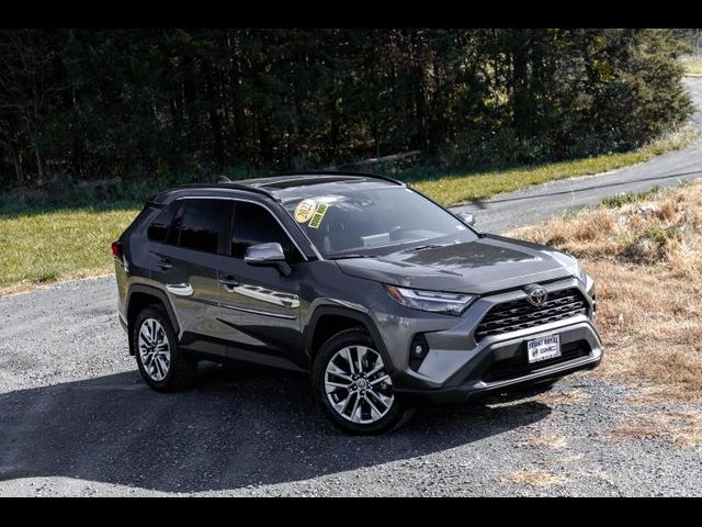 2022 Toyota RAV4 XLE Premium