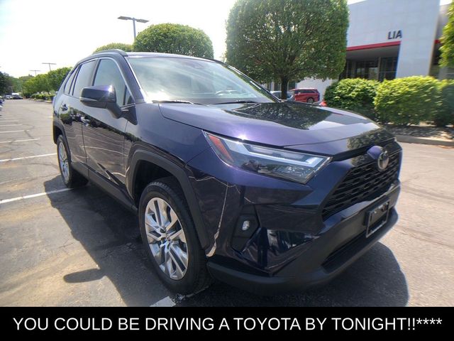 2022 Toyota RAV4 XLE Premium