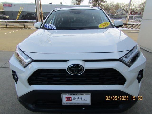 2022 Toyota RAV4 XLE Premium