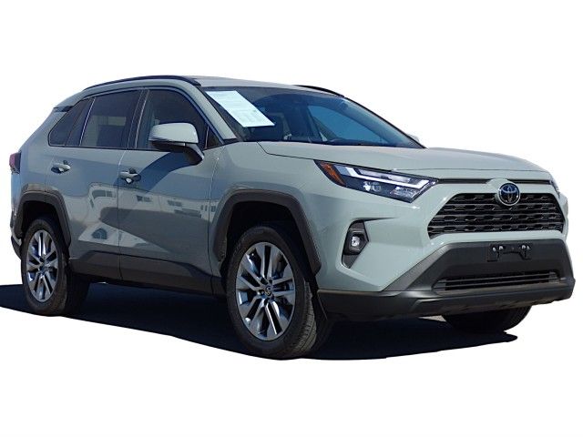 2022 Toyota RAV4 XLE Premium