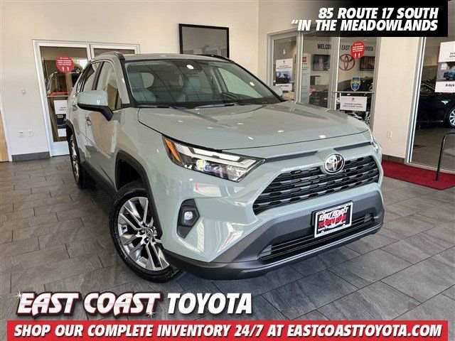 2022 Toyota RAV4 XLE Premium