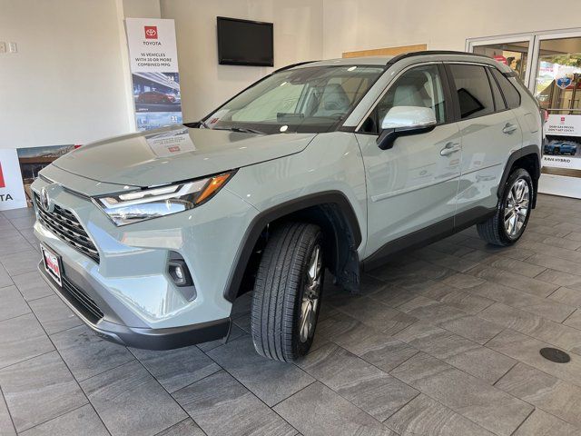 2022 Toyota RAV4 XLE Premium