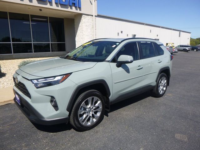 2022 Toyota RAV4 XLE Premium