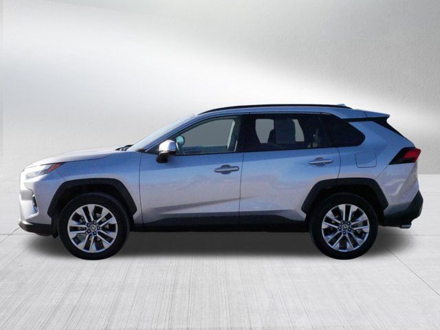 2022 Toyota RAV4 XLE Premium