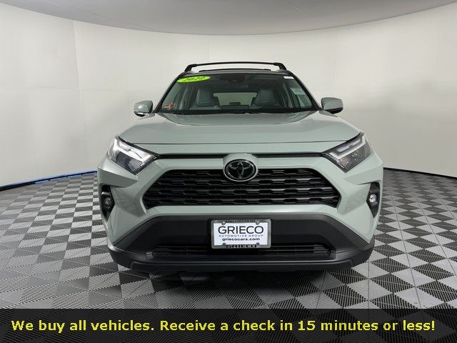 2022 Toyota RAV4 XLE Premium