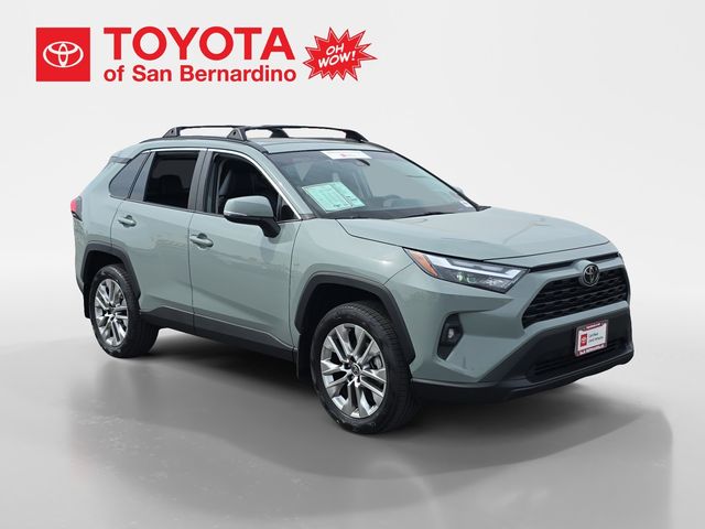 2022 Toyota RAV4 XLE Premium