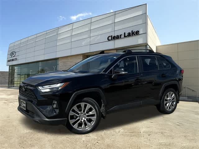 2022 Toyota RAV4 XLE Premium