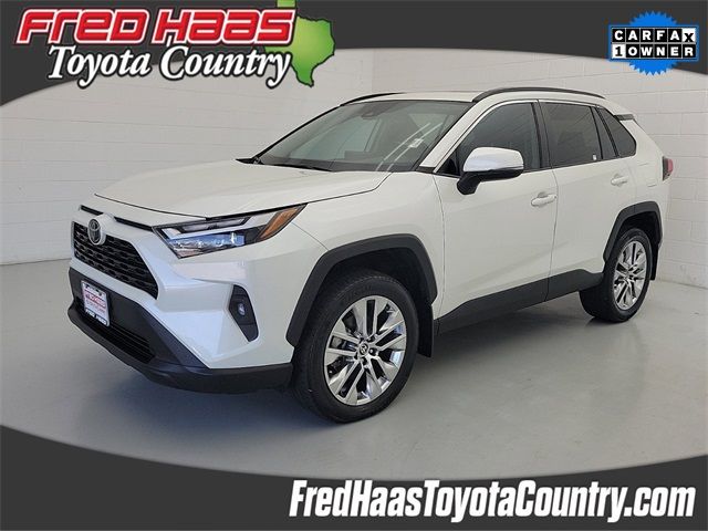 2022 Toyota RAV4 XLE Premium