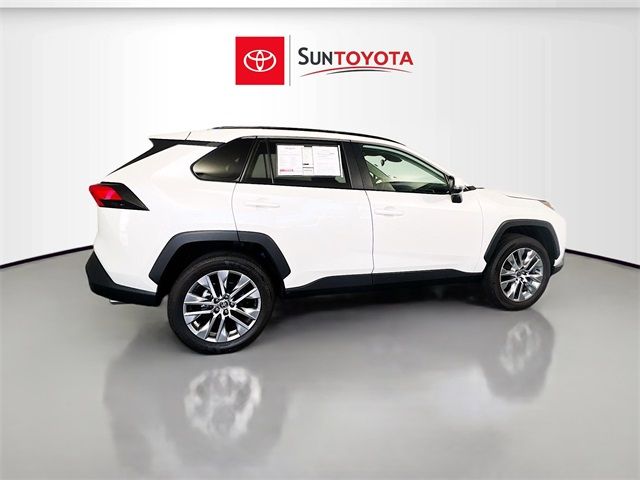 2022 Toyota RAV4 XLE Premium