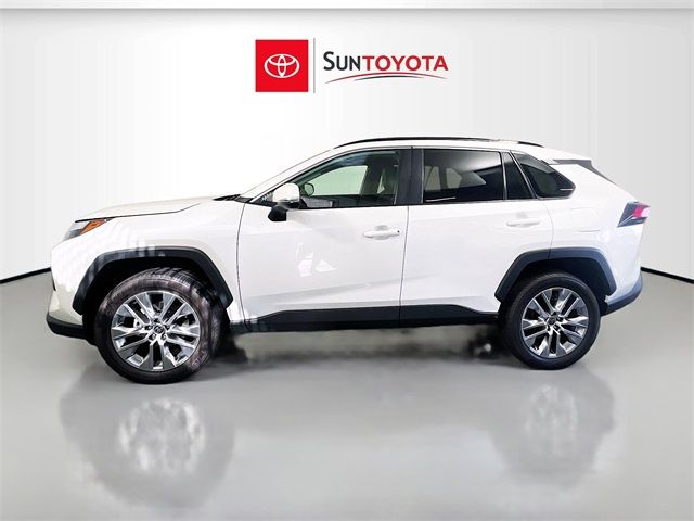 2022 Toyota RAV4 XLE Premium