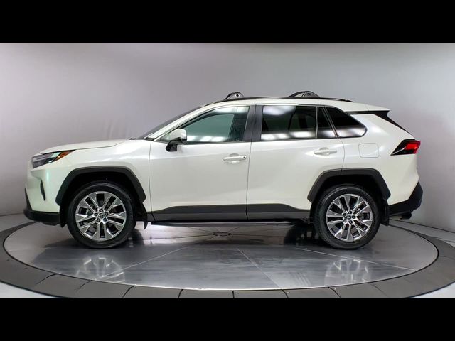 2022 Toyota RAV4 XLE Premium