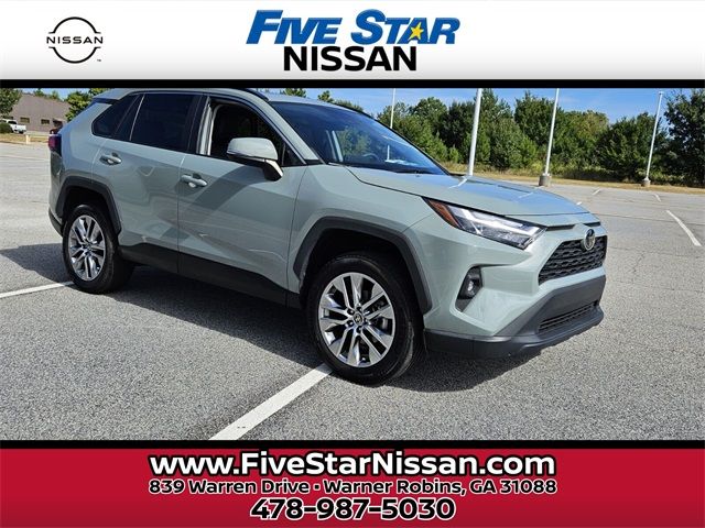 2022 Toyota RAV4 XLE Premium