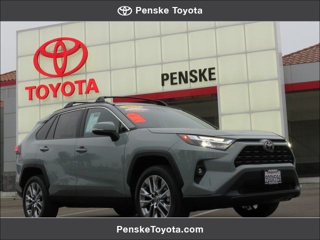 2022 Toyota RAV4 XLE Premium