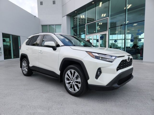 2022 Toyota RAV4 XLE Premium