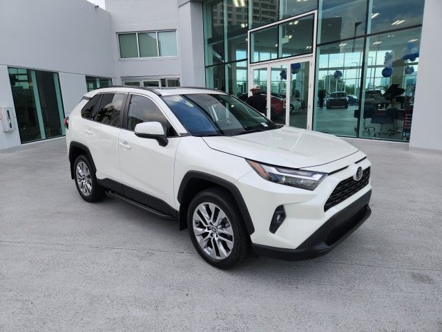 2022 Toyota RAV4 XLE Premium