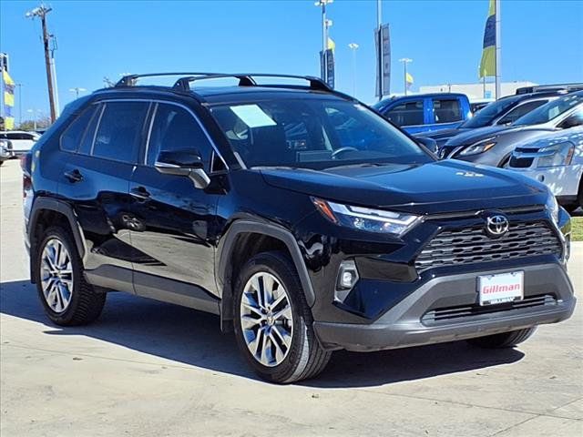 2022 Toyota RAV4 XLE Premium