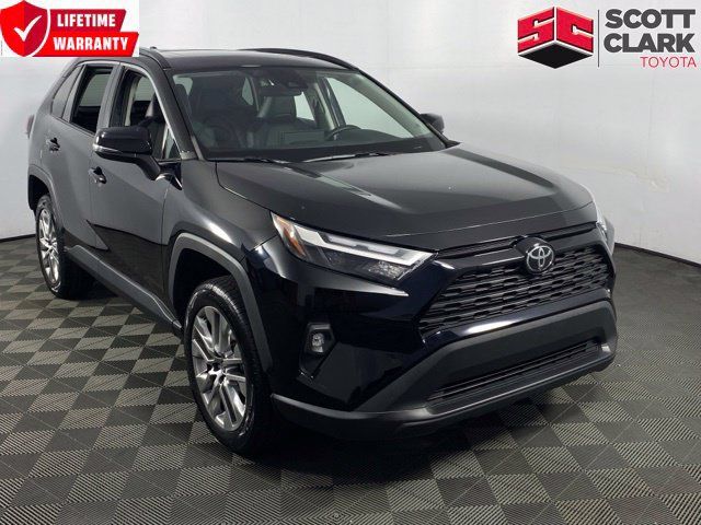 2022 Toyota RAV4 XLE Premium