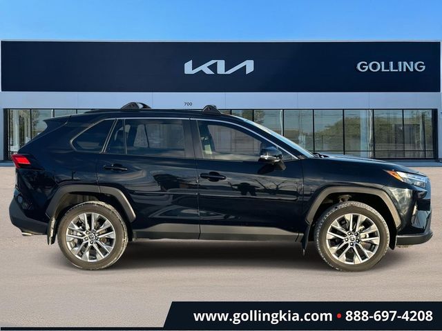 2022 Toyota RAV4 XLE Premium