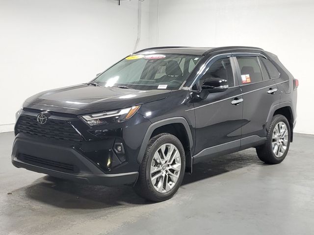 2022 Toyota RAV4 XLE Premium