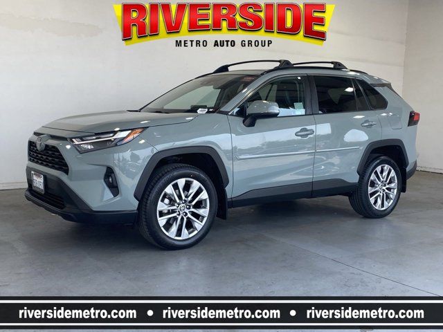 2022 Toyota RAV4 XLE Premium