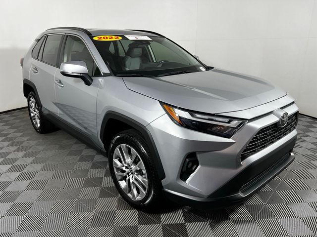 2022 Toyota RAV4 XLE Premium