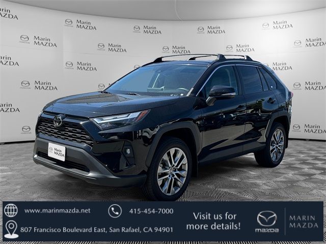 2022 Toyota RAV4 XLE Premium