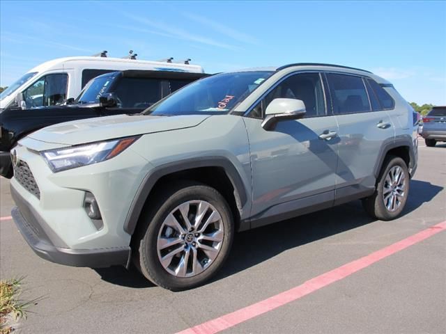 2022 Toyota RAV4 XLE Premium