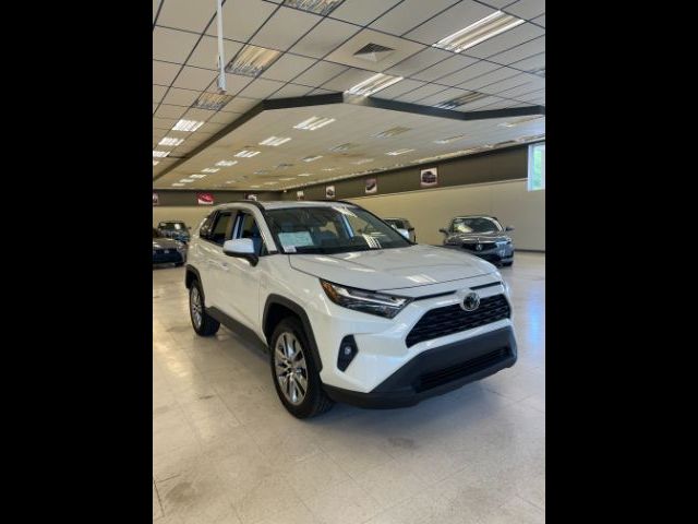2022 Toyota RAV4 XLE Premium